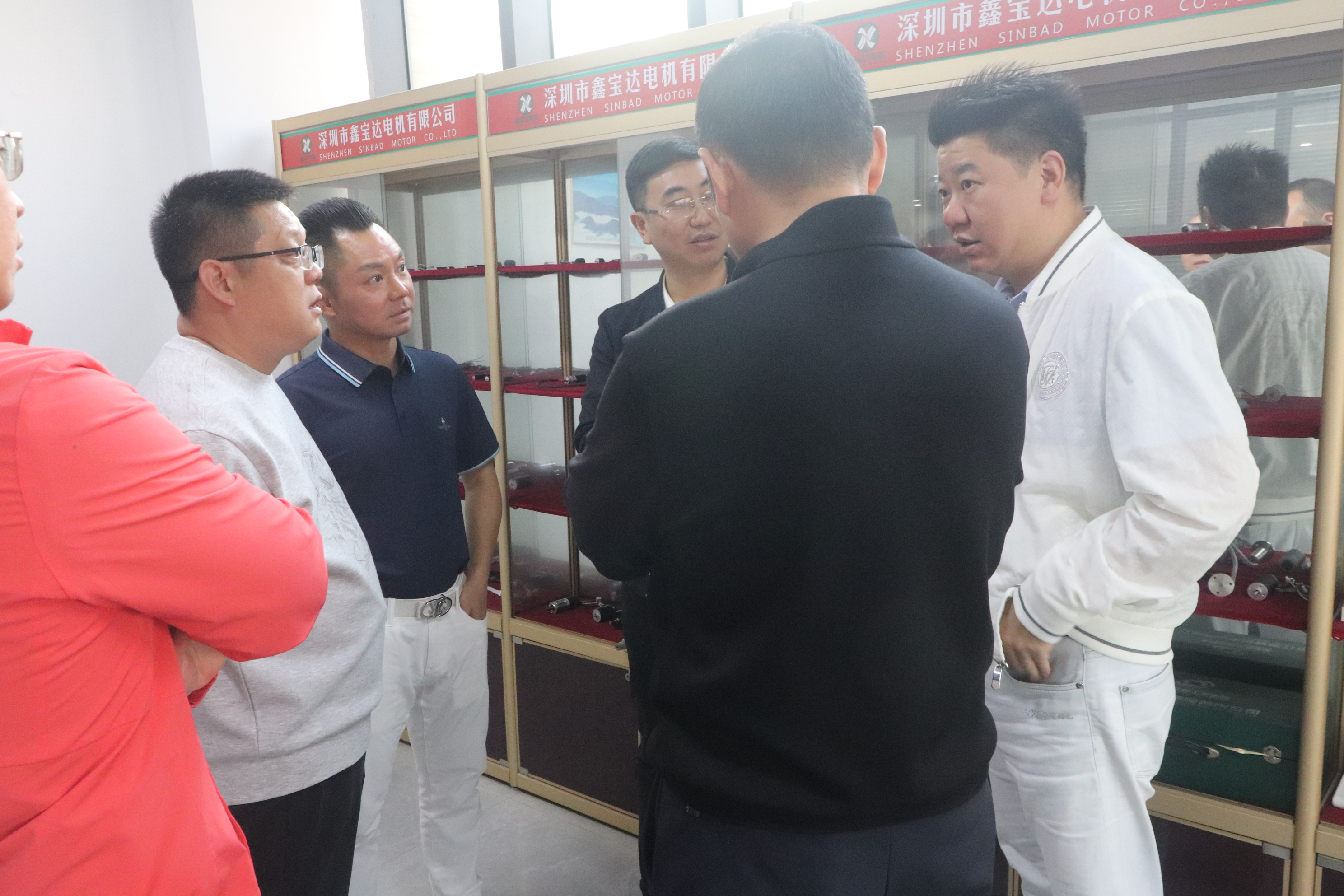 2025.4.7熱烈歡迎客戶一行蒞臨我司參觀指導(dǎo)工作！